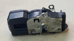 FECHADURA DIANTEIRO DIREITO CHEVROLET CAPTIVA 2011 A 2014