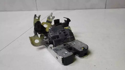 FECHADURA TAMPA TRASEIRA AUDI A3 2013 A 2016 COM DETALHE