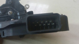 FECHADURA TRASEIRO ESQUERDO DISCOVERY 4 2012 A 2015 (1)