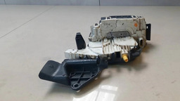 FECHADURA DIANTEIRO DIREITO MERCEDES C180 2011 A 2014