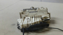 FECHADURA TRASEIRA DIREITA MERCEDES CLASSE A 2010 (2)