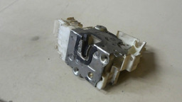 FECHADURA TRASEIRO ESQUERDO MERCEDES CLASSE A 2010