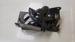 FECHADURA CAPÔ INFERIOR DIREITO BMW 320I 2013 A 2016