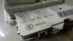 FECHADURA TRASEIRO DIREITO MERCEDES CLASSE A 2010