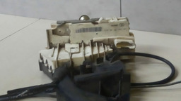 FECHADURA TRASEIRO DIREITO MERCEDES CLASSE A 2010 (1)