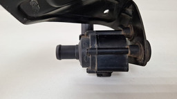 BOMBA D ÁGUA AUXILIAR PORSCHE CAYENNE 3.0 V6 2018 2019 (1)