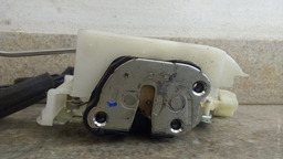 FECHADURA DIANTEIRA DIREITA GM S10 2013 A 2018