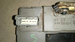 FECHADURA PORTA DIANTEIRA DIREITA PEUGEOT 206 2005 A 2010