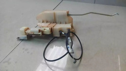 FECHADURA TRASEIRA DIREITO CHEVROLET S10 2015 A 2016