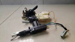 FECHADURA TRASEIRA DIREITA HONDA CIVIC 1999 A 2000