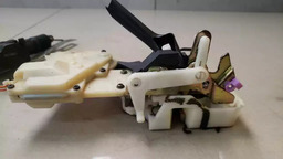 FECHADURA TRASEIRA DIREITA HONDA CIVIC 1999 A 2000