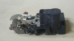 FECHADURA DIANTEIRA DIREITO CHEVROLET S10 2010 2011 (1)