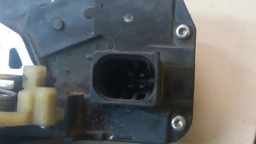FECHADURA DIANTEIRO DIREITO CHEVROLET CAPTIVA 2009 A 2012