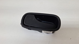 MAÇANETA INTERNA ESQUERDO FIAT FIORINO 2018 DIANTEIRA