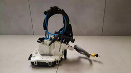 FECHADURA TRASEIRA DIREITA MERCEDES C180 2011