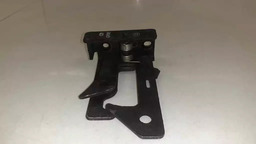 TRAVA CAPÔ MERCEDES C200 CGI 2011