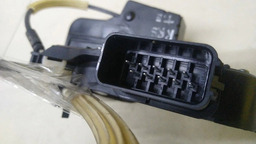 FECHADURA TRASEIRO ESQUERDO RANGE ROVER SPORT 2008-2010