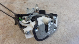 FECHADURA DIANTEIRO ESQUERDO MITSUBISHI LANCER 2012 A 2013