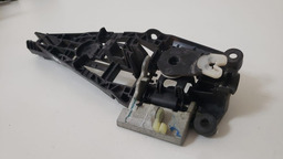 MAÇANETA DIANTEIRO ESQUERDO GM S10 2013 A 2016 DIANTEIRA