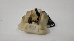 MAÇANETA TRASEIRO ESQUERDO HYUNDAI I30 2007 A 2012 SUPORTE TRASEIRA