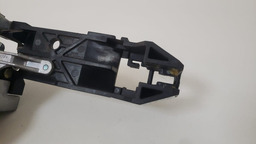 CAVALETE MAÇANETA PORTA TRASEIRA D NISSAN TIIDA 2008 2012