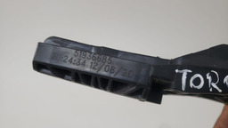 MAÇANETA PORTA DIANTEIRA ESQUERDA FIAT TORO 2016 A 2021 DIANTEIRA