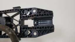 MAÇANETA PORTA DIANTEIRA ESQUERDA VW JETTA 2011 A 2015 DIANTEIRA