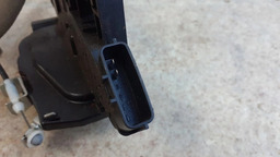 FECHADURA TRASEIRO DIREITO NISSAN LIVINA 2009