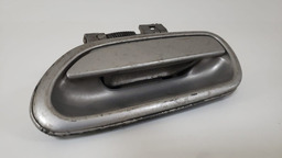 MAÇANETA EXTERNA TRASEIRA ESQUERDA SUBARU LEGACY 1998 1999