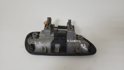 MAÇANETA EXTERNA TRASEIRA ESQUERDA SUBARU LEGACY 1998 1999