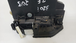 FECHADURA PORTA TRASEIRA ESQUERDA BMW 320I 2012 A 2016