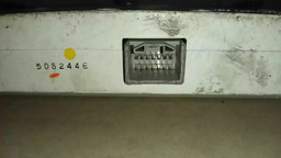 COMANDO BORDO TOYOTA HILUX 2012 - 2015 (4)