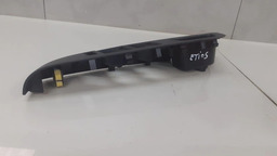 MOLDURA VIDRO ELETRICO D.E TOYOTA ETIOS 2017 ORIGINAL