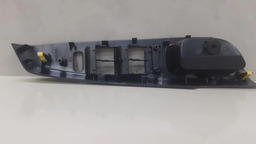 MOLDURA VIDRO ELETRICO D.E TOYOTA ETIOS 2017 ORIGINAL