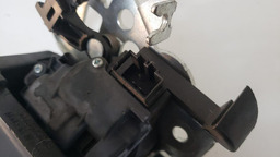 FECHADURA PORTA TAMPA TRASEIRA VW JETTA 2011 A 2016