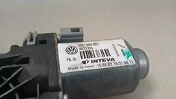 MÁQUINA VIDRO DIANTEIRA ESQUERDA VOLKSWAGEN UP TSI 2015