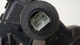 FECHADURA PORTA DIANTEIRA DIREITA TOYOTA COROLLA 2009 A 2014