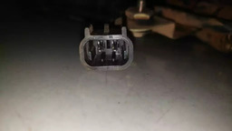 MAQUINA VIDRO DIANTEIRA DIREITA FIAT UNO 1996