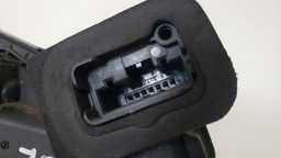 FECHADURA PORTA TRASEIRA DIREITA VW JETTA 2011 A 2016