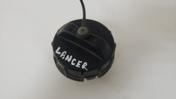 TAMPA TANQUE COMBUSTÍVEL MITSUBISHI LANCER 2011 A 2015