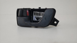 MAÇANETA INTERNA D E MITSUBISHI SPACE WAGON 1998 A 2004 DIANTEIRA