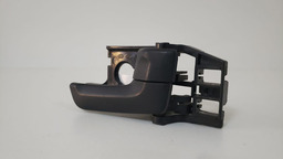 MAÇANETA INTERNA DIANTEIRA DIREITA KIA SPORTAGE 2012 A 2015