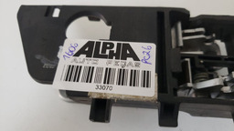 MAÇANETA INTERNA DIANTEIRA ESQUERDA KIA CERATO 2009 A 2013