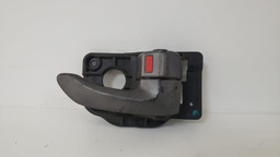 MAÇANETA INTERNA DIANTEIRA DIREITA KIA SOUL 2010 A 2012