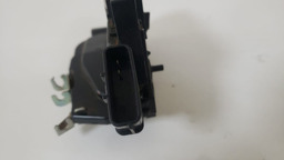 FECHADURA PORTA TRASEIRA DIREITA NISSAN MARCH 2012 A 2019