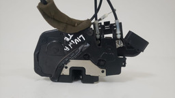 FECHADURA PORTA TRASEIRA ESQUERDA NISSAN LIVINA 2008 A 2011