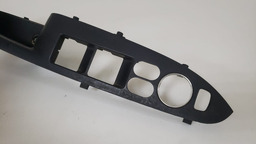 MOLDURA BOTÃO DIANTEIRO ESQUERDO HYUNDAI I30 2007 A 2012