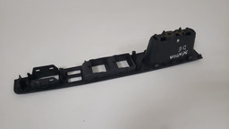 MOLDURA BOTÃO DIANTEIRO ESQUERDO NISSAN SENTRA 2008 A 2013