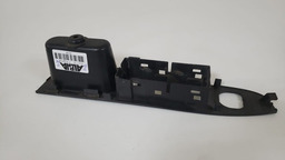 MOLDURA BOTÃO DIANTEIRO ESQUERDO FORD FUSION 2006 A 2012