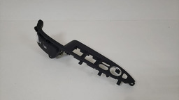 MOLDURA BOTÃO DIANTEIRO ESQUERDO HYUNDAI I30 2007 A 2012